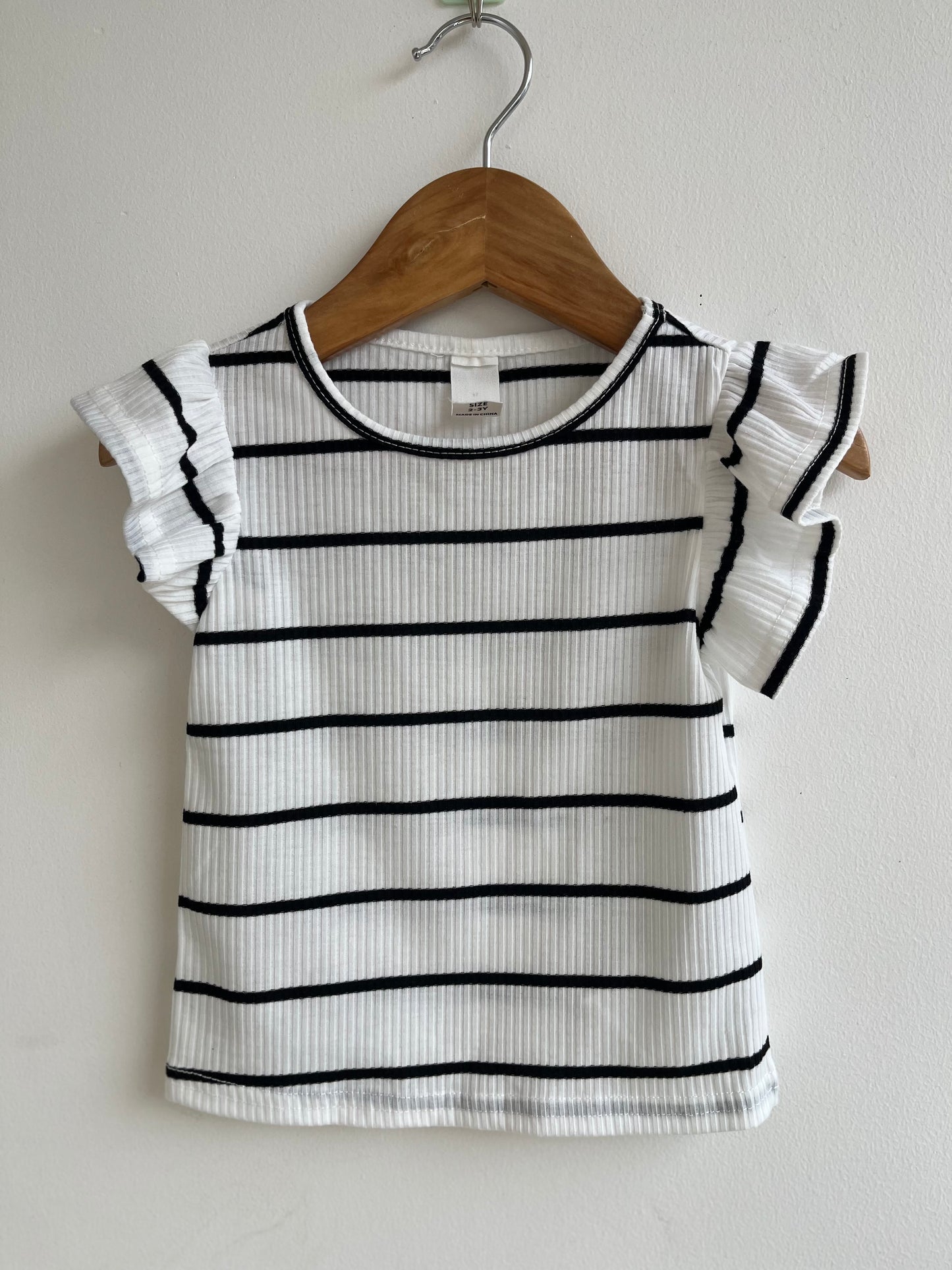 Knitted striped top