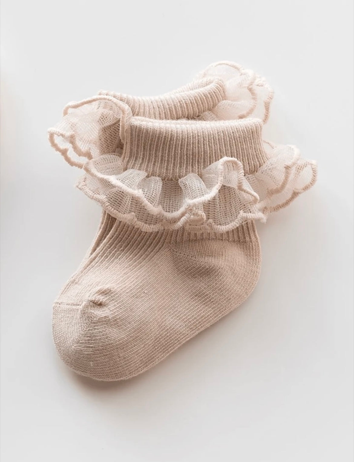 Lace marshmallow socks