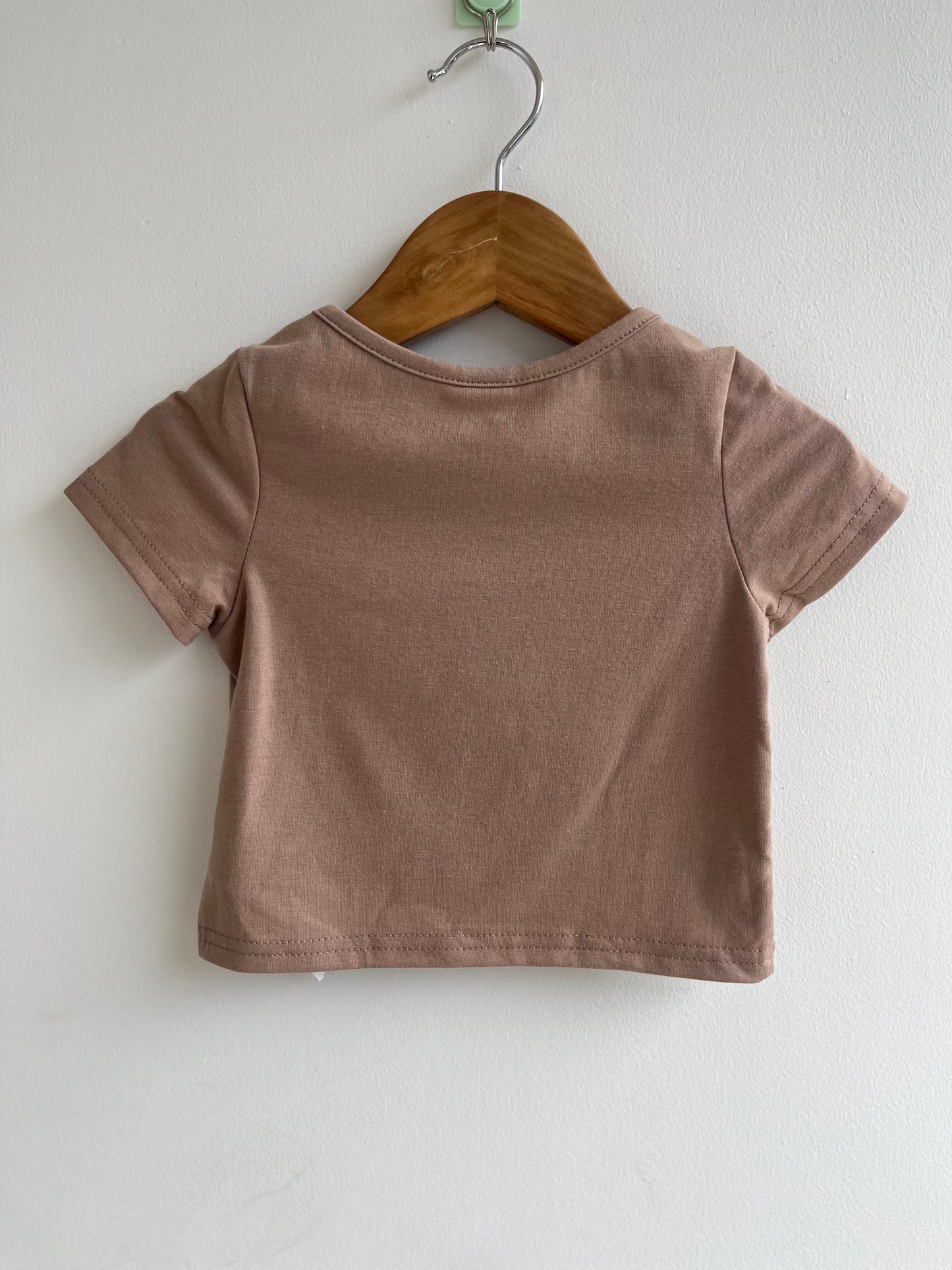 Detail tee and short
